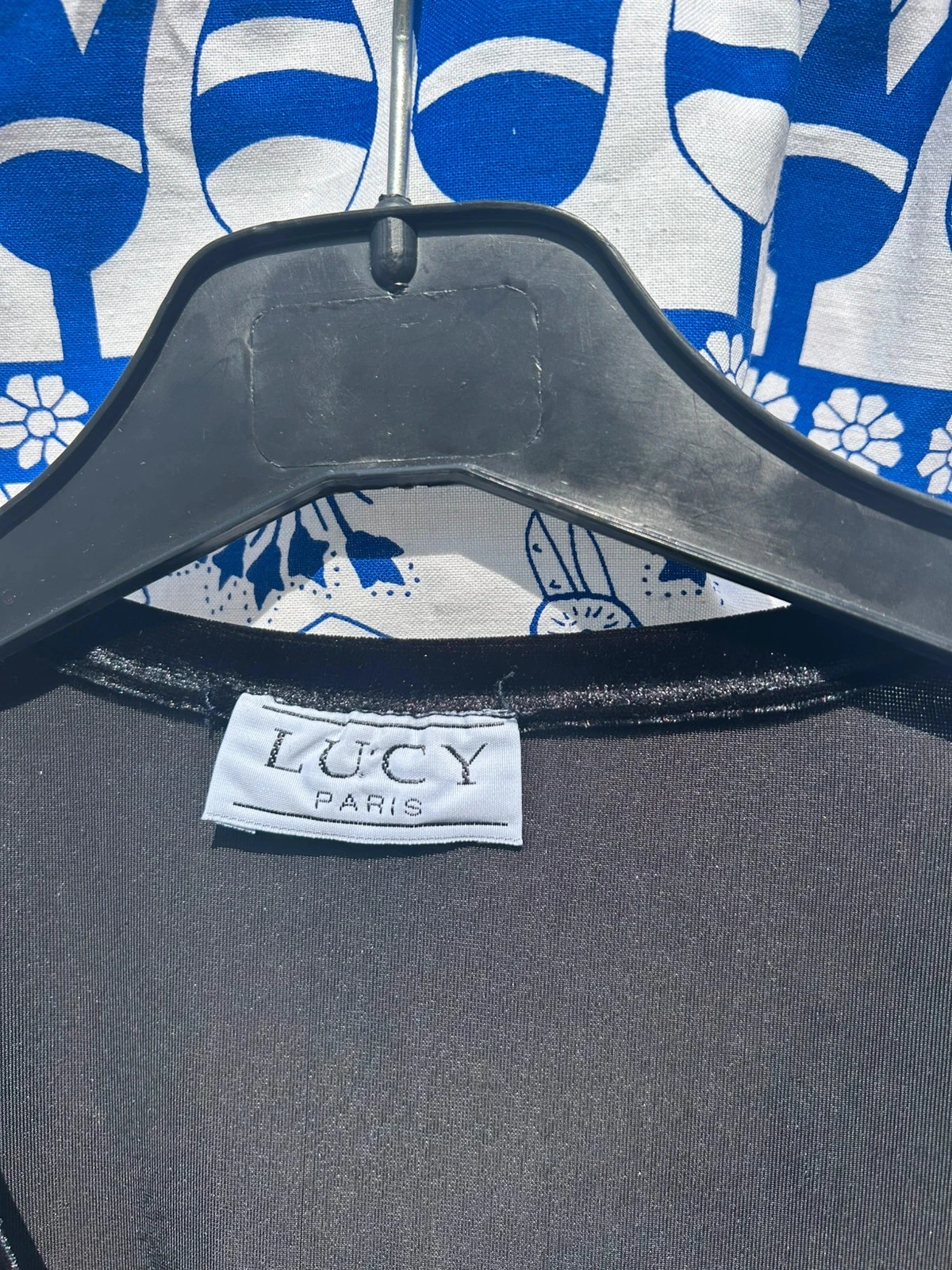 Camiseta preta e cinza feminina S/36 Lucy Paris em muito bom estado – photo 2